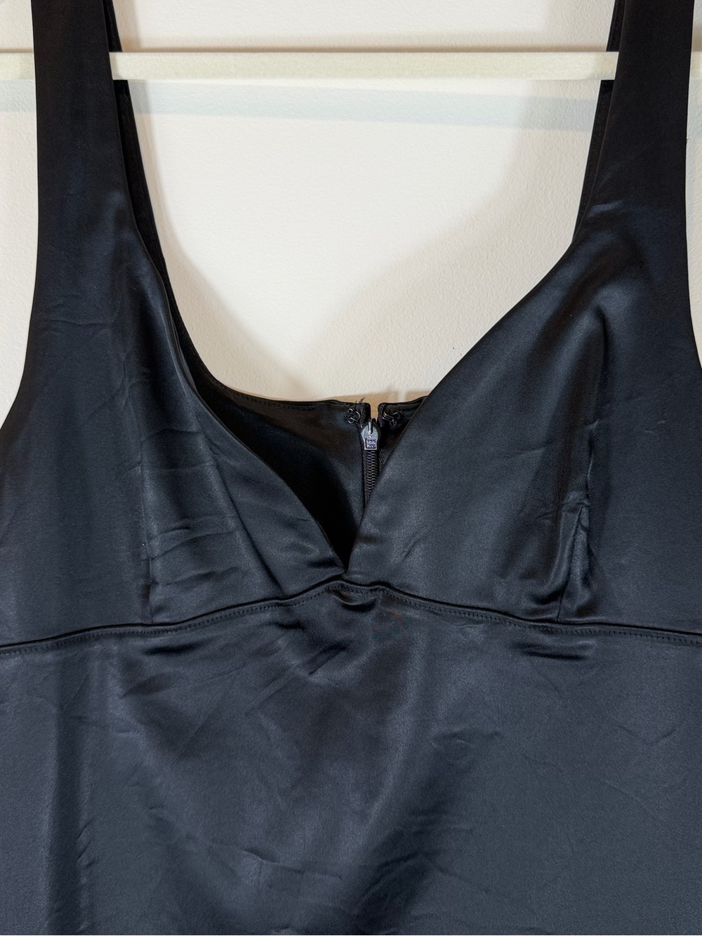 Ten by Bavarian Sleek Sculpt Navy Mini Dress Size 10 - Picture 2 of 7